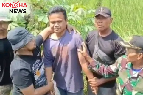 Disiksa Ayah Kandungnya
